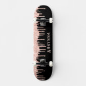 Zwart met roze glitter-schijven op maat persoonlijk skateboard (Voorkant)