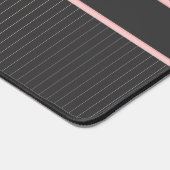 Zwart met roze pinstripes bureaumat (Hoek)