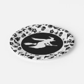 Zwart met witte heks Halloween Papieren Bordje (Gekanteld)