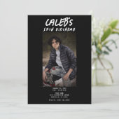 Zwart Minimaal Fotografie Foto Verjaardagsfeest Kaart (Staand voorkant)