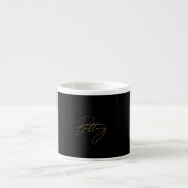 Zwart Minimalist & Elegant Goud Script Naam Espresso Kop (Voorkant)