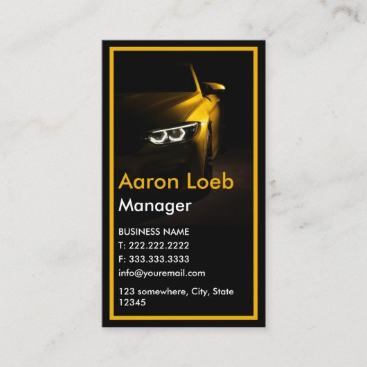 Zwart Minimalist Yellow Line Auto Donker QR-code Visitekaartje (Voorkant)