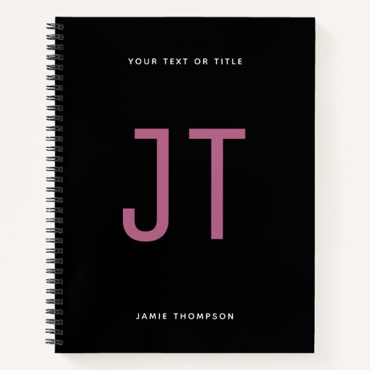 Zwart minimalistisch eenvoudig modern monogram notitieboek (Voorkant)