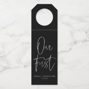 Zwart Minimalistisch Handgeschreven Schrift Ons Ee Flessenhanger