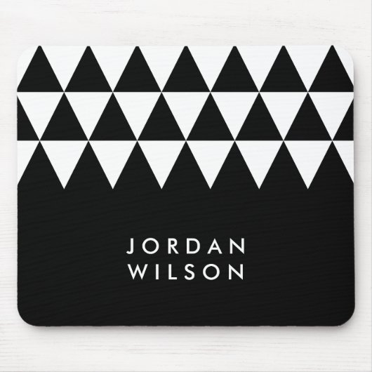 Zwart minimalistisch modern wit driehoekspatroon muismat (Voorkant)