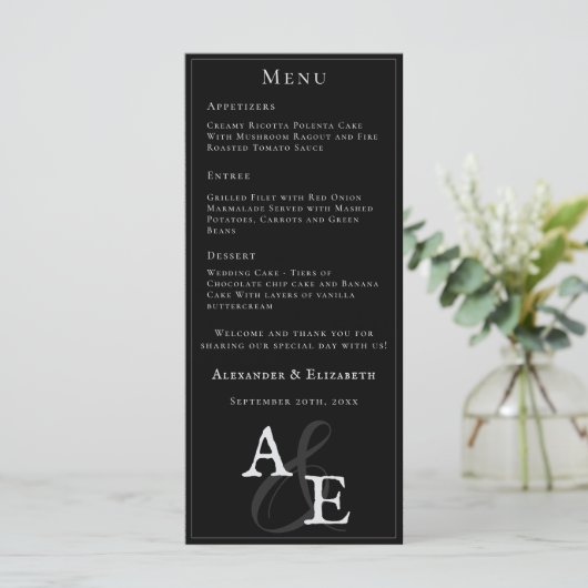 Zwart minimalistisch monogram bruiloft menu (Staand voorkant)