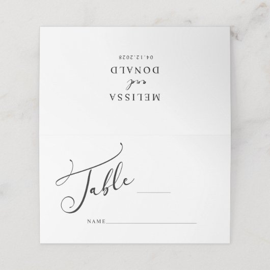 Zwart Modern Eenvoudig Script Bruiloft Plaats Kaar Plaatskaartje (Buitenkant ongevouwen)