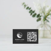 Zwart modern ontwerp| Visitekaartje met QR-code (Staand voorkant)