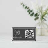 Zwart Modern Professioneel QR-code Zakelijk Logo Visitekaartje (Staand voorkant)