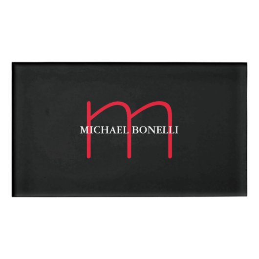 Zwart-modern rood monogram naambadge (Voorkant)