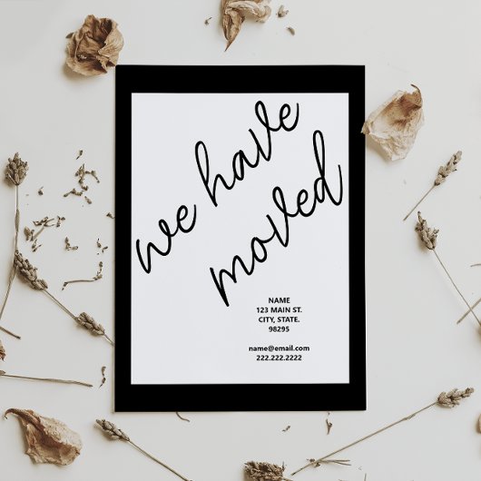 Zwart Modern Script Moving Aankondiging Adres Briefkaart