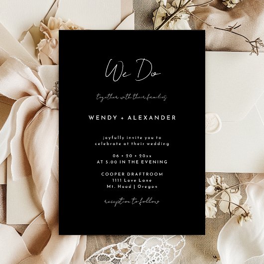 Zwart Modern Script We Do Wedding Invitation Kaart