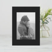 Zwart Moderne Eenvoud B/W Foto Save The Date (Staand voorkant)