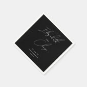 Zwart Moderne Kalligrafie Namen Stijlvolle Bruilof Servet (Hoek)
