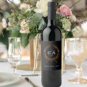 Zwart monogram initialen krans roos gouden bruilof wijn etiket