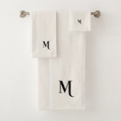 Zwart Monogram Witte Racing Stripes Ivoorcrème Bad Handdoek (Insitu)