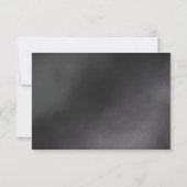 Zwart Moody Gotische Bloemen & Mist QR Code RSVP Kaartje (Achterkant)