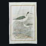 Zwart-Necked Stilts door het water Theedoek<br><div class="desc">Deze eenvoudige,  maar mooie kunstfoto van twee zwarte stippen die op een bewolkte dag bij het water staan,  ziet er perfect uit op elk Zazzle-product. De neutrale kleuren zijn zeer relaxerend en zouden een grote toevoeging aan uw huis of kantoor maken.</div>