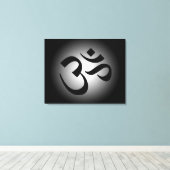 Zwart OM-symbool Canvas Afdruk (Insitu (Houten vloer))