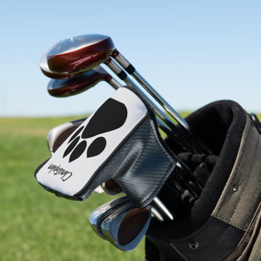 Zwart ontwerp met pootafdruk golfheadcover (Insitu)