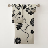 Zwart op Bronze Pattern Birds and Cherry Blossom Bad Handdoek (Insitu)