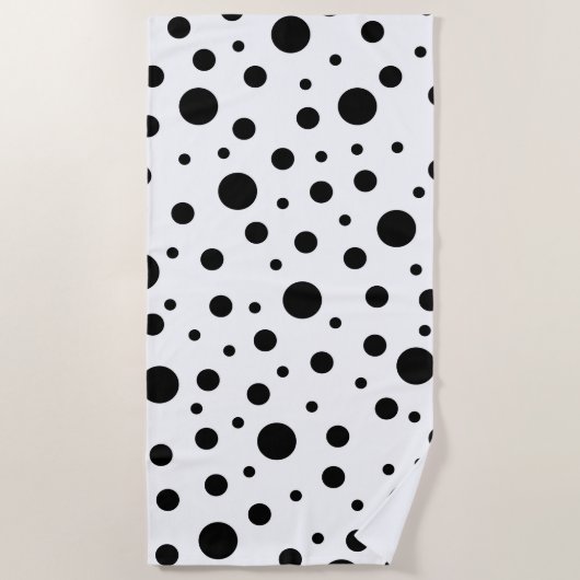 Zwart op White Polka Dot Pattern Strandlaken (Voorkant)