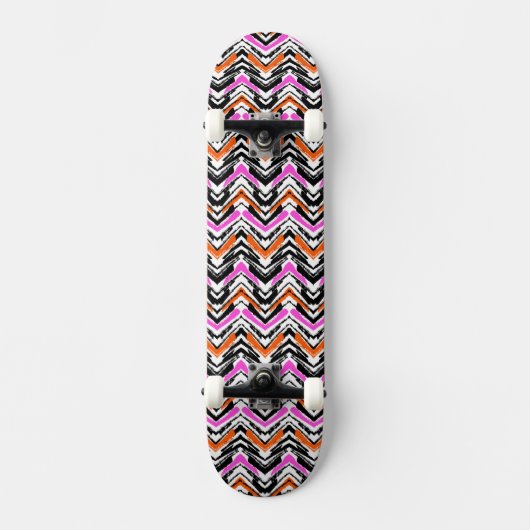Zwart, Oranje en roze hand getekend Chevron Patter Skateboard (Voorkant)