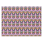 Zwart, Oranje en roze hand getekend Chevron Patter Tafelkleed (Voorkant (Horizontaal))