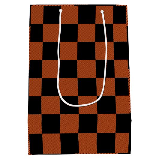 Zwart & Oranje geruit vierkant Buffalo Plaid Medium Cadeauzakje (Achterkant)