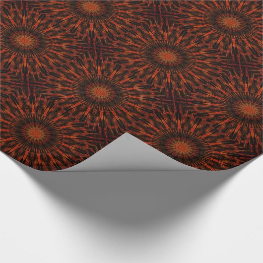 Zwart Oranje rood Kaleidoscopisch design Cadeaupapier (Hoek)