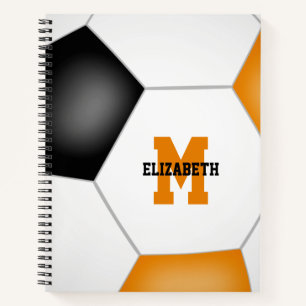zwart oranje voetbalteamkleuren monogram notitieboek