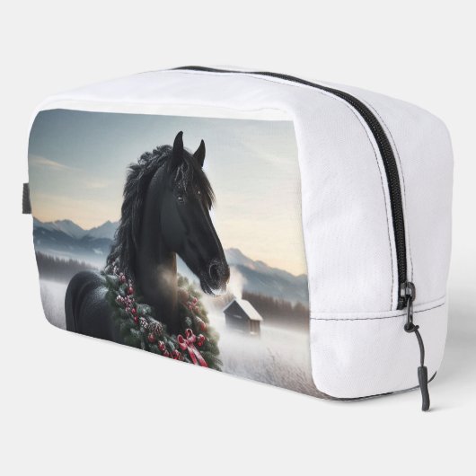 Zwart paard in de sneeuw met kerstkrans toilettasje (Rechterhoek)