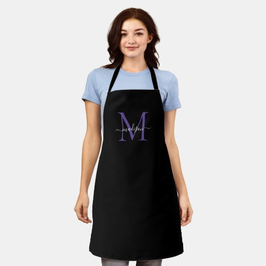 Zwart Paarse Violet Monogram Girly Vrouwelijk Scri Schort (Gedragen)