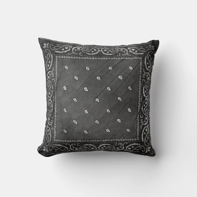 Zwart Paisley Motief Kussen (Voorkant)