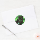 Zwart panter Jaquar op groen Ronde Sticker (Envelop)