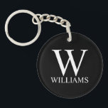 Zwart persoonlijk monogram en naam sleutelhanger<br><div class="desc">De gepersonaliseerde Monogram en de Gift van de Naam kenmerkt gepersonaliseerde monogram en naam in witte klassieke serif doopvontstijl op zwarte achtergrond. Ideaal voor vakantie, gezinshereniging en voor speciale gelegenheden.</div>
