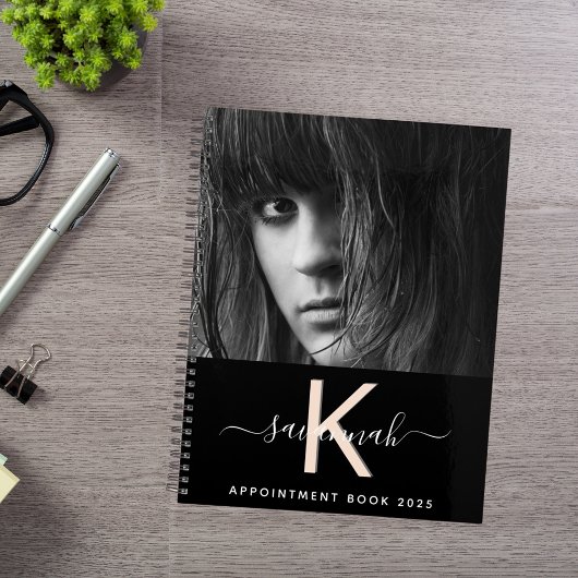 Zwart perzik foto monogram 2026 planner