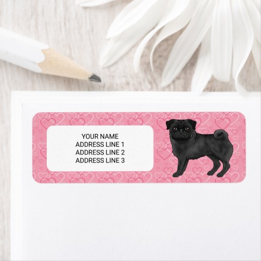 Zwart Pug Dog Cartoon Mops Love Hart Patroon Roze Etiket (Insitu)