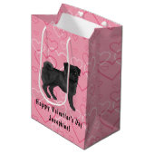 Zwart Pug Dog Cartoon Mops Love Hart Patroon Roze Medium Cadeauzakje (Voorkant Gekanteld)