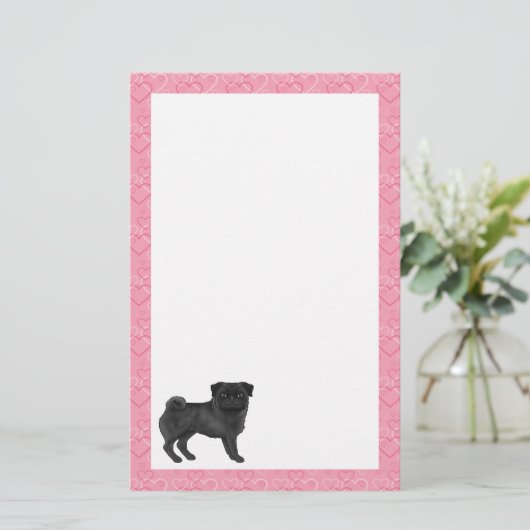 Zwart Pug Dog Cartoon Mops Roze Liefde Hart Patroo Briefpapier (Staand voorkant)