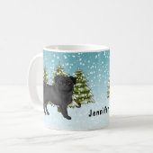 Zwart Pug Schattige Cartoon Dog Snowy Winter Fores Koffiemok (Voorkant links)