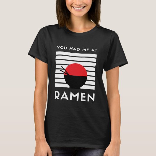 Zwart Ramen Grappige Typografie Vrouw T-shirt (Voorkant)