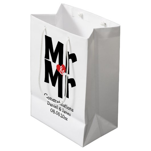 Zwart Rood Bold Modern Gepersonaliseerd Mr en Mr Medium Cadeauzakje (Voorkant Gekanteld)