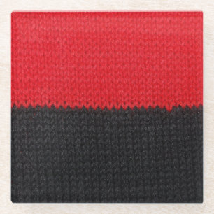 Zwart-rood gebreid: gestreepte close-up. glazen onderzetter