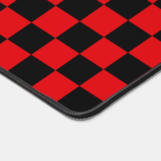 Zwart-rood gecontroleerd bureaumat (Hoek)