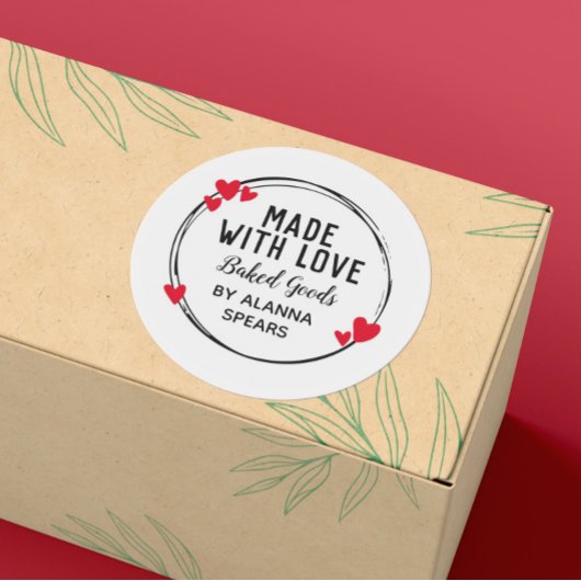 Zwart rood hart gemaakt met liefde ronde sticker