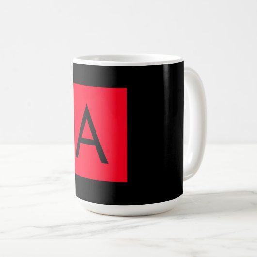 Zwart Rood Monogram Initiaal Letter Modern Plain Koffiemok (Voorkant rechts)