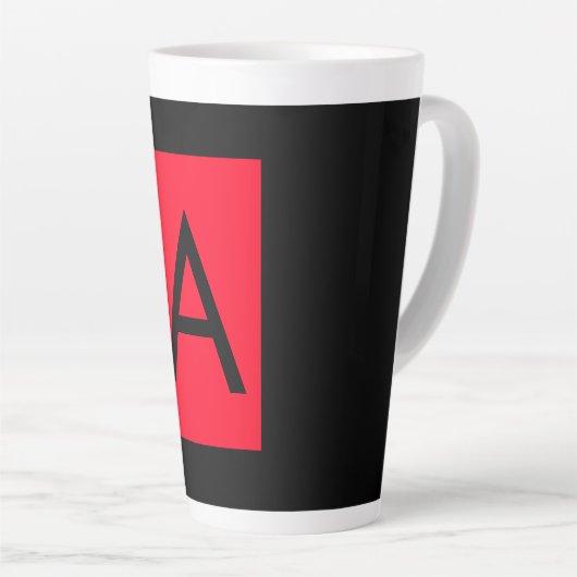 Zwart Rood Monogram Initiaal Letter Modern Plain Latte Mok (Rechterhoek)