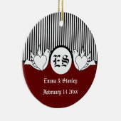 Zwart, rood, wit liefdevolle duiven initialen orna keramisch ornament (Rechts)