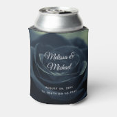 Zwart Roos Bloem Donker Gotische Vibe Bruiloft Blikjeskoeler (Blikje Achterkant)